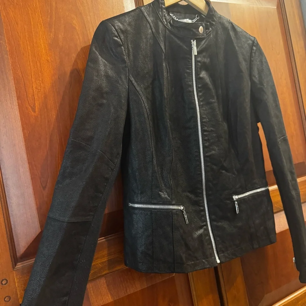 Wilsons Leather Women’s Black Moto Jacket Silver Zippers Medium